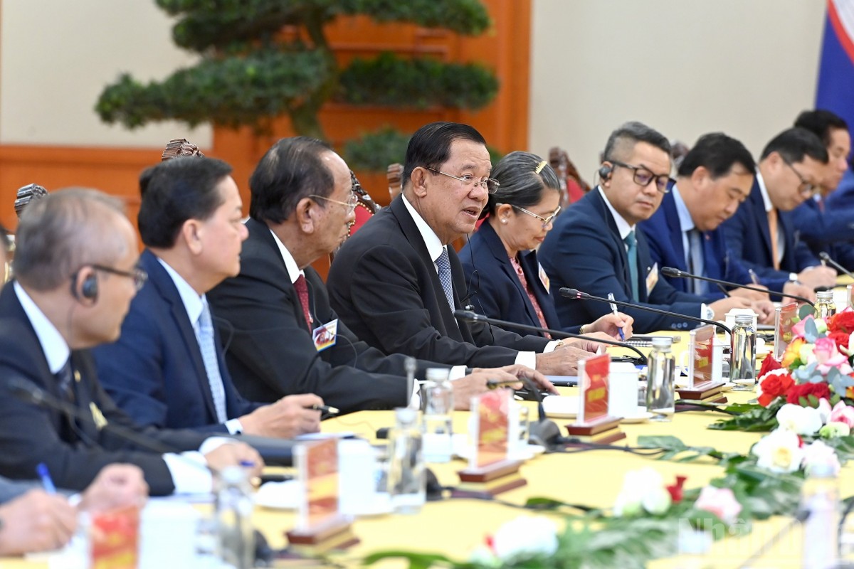 Tổng Bí thư Tô Lâm tiếp Chủ tịch Đảng Nhân dân Campuchia Hun Sen