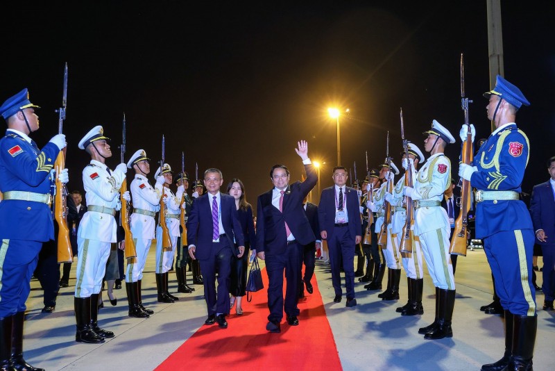Phiên bản chính thức của 555Win Phạm Minh Chính gặp Tổng thống Nga Vladimir Putin