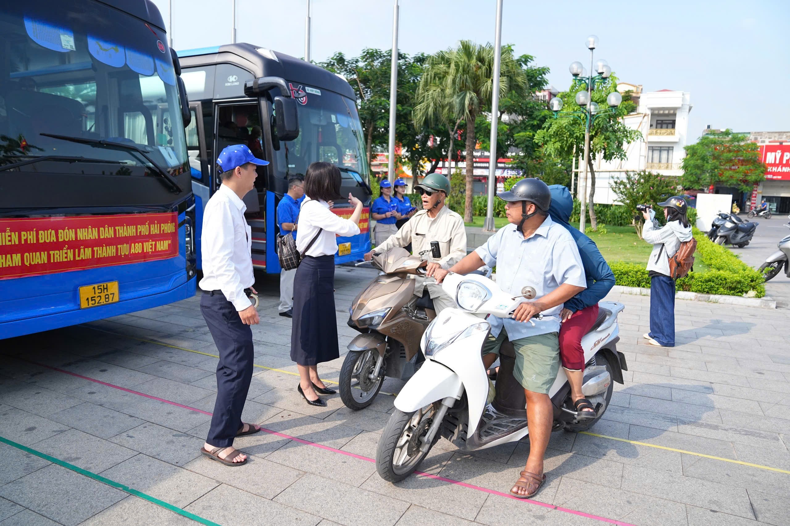 Ban tổ chức hướng dẫn, cung cấp thông tin để người dân, du khách chủ động tham gia hành trình.