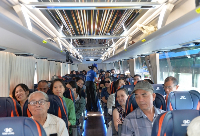 hai phong dua don mien phi khach tham quan trien lam thanh tuu dat nuoc 80 nam