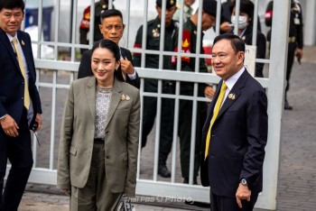 Cựu Phiên bản chính thức của 555Win Thái Lan Thaksin phải chấp hành bản án một năm tù