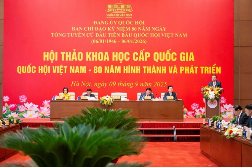 Quốc hội tiếp tục đổi mới toàn diện, quyết định những vấn đề quan trọng của đất nước