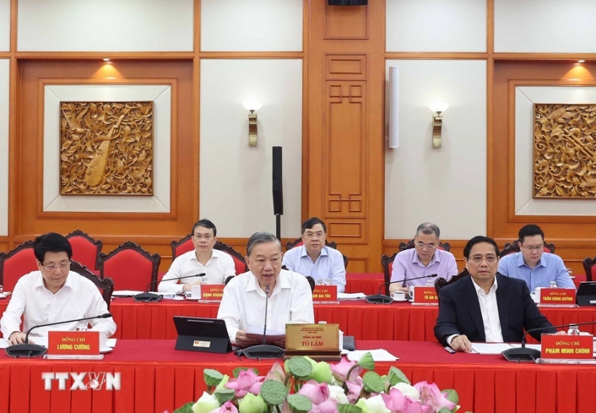 Bộ Chính trị làm việc với Ban Thường vụ Đảng ủy Quốc hội