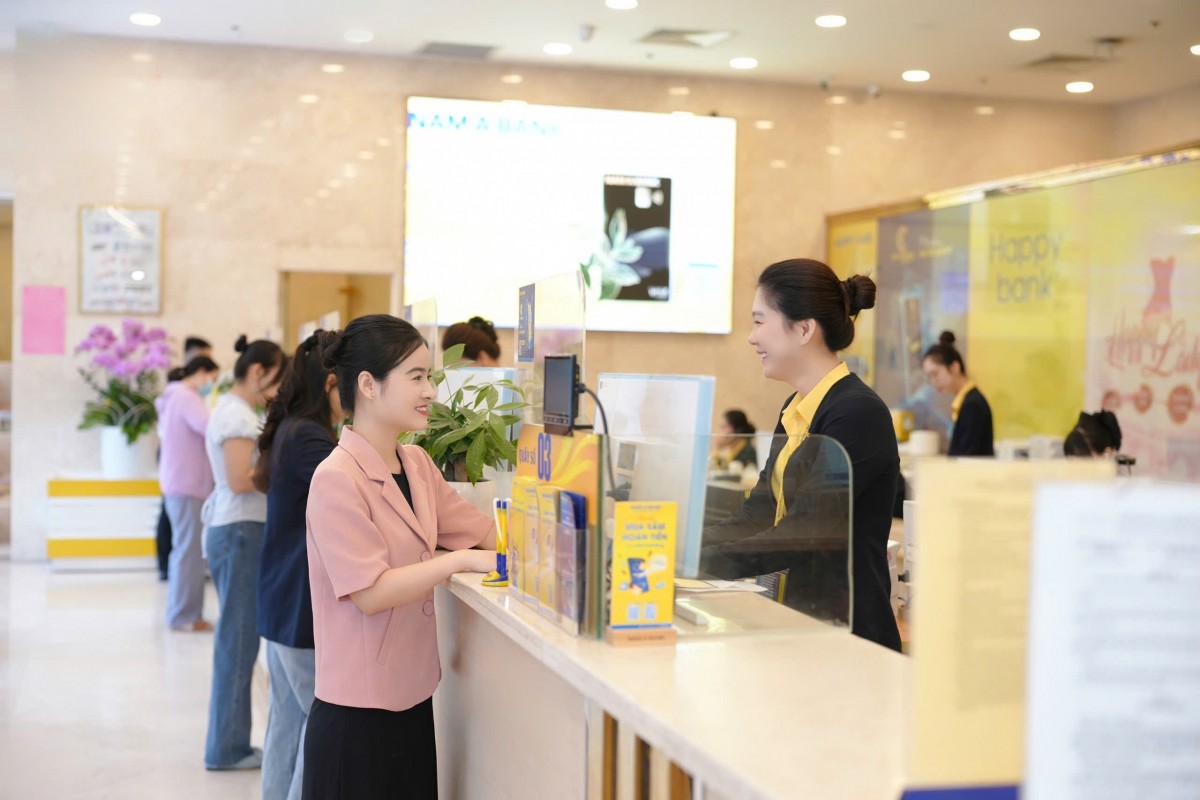 FiinRatings xếp hạng tín nhiệm dài hạn Nam A Bank ở mức 'A-' với triển vọng 'Ổn định'