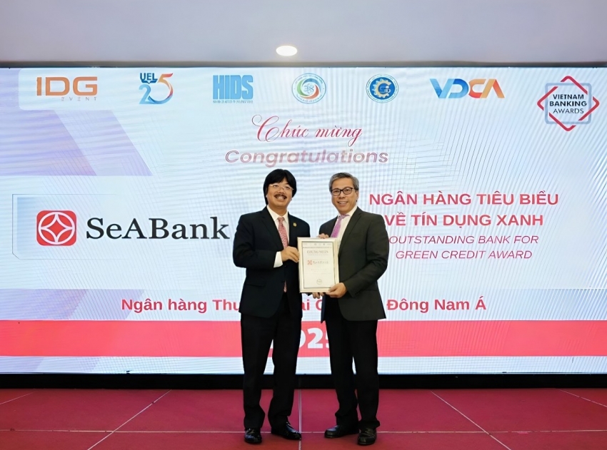 SeABank khẳng định dấu ấn bền vững với hai giải thưởng Ngân hàng Việt Nam tiêu biểu