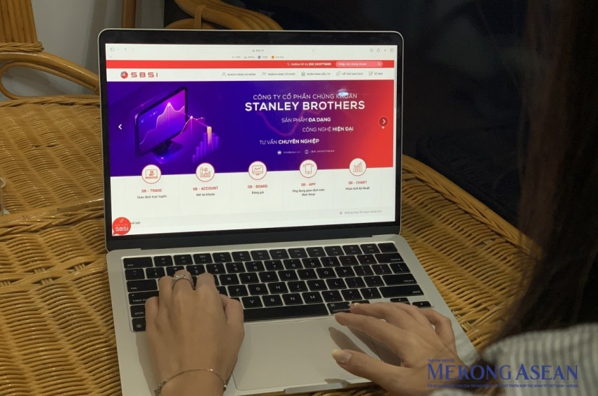 Công ty chứng khoán liên quan ROX Group tăng vốn gấp 6 lần