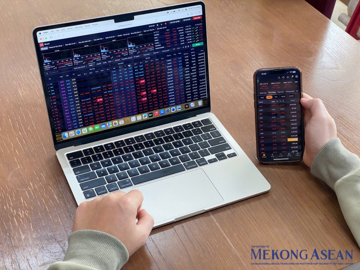 ‘Gục ngã’ trước sức ép VN30, VN-Index bị đẩy về ngưỡng 1.580 điểm