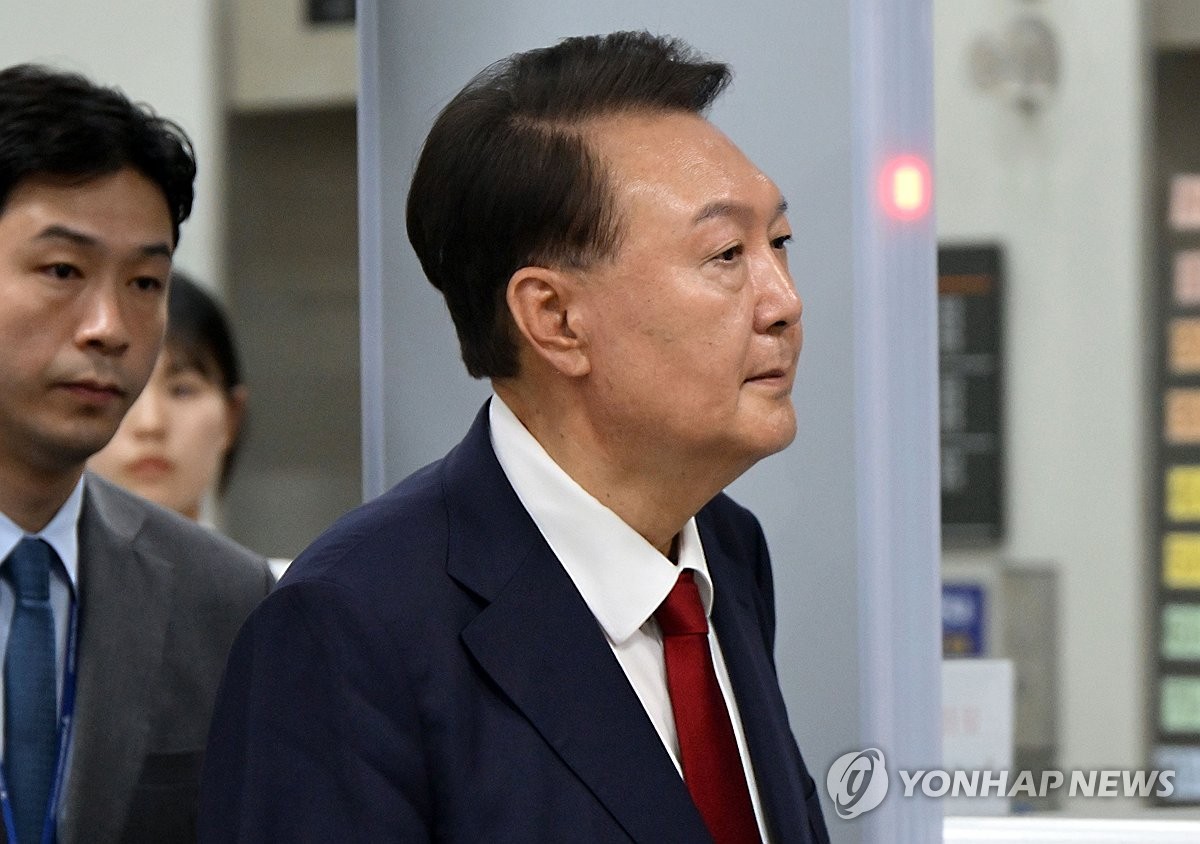 Ông Yoon Suk Yeol tại tòa án ở Seoul ngày 9/7. Ảnh: Yonhap