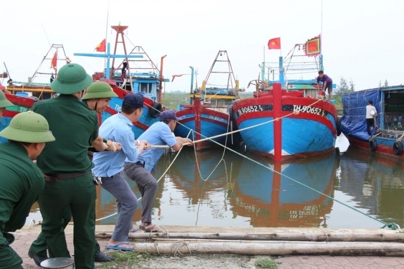 Thủ tướng: Tập trung ứng phó bão số 10 và mưa lũ, sạt lở đất