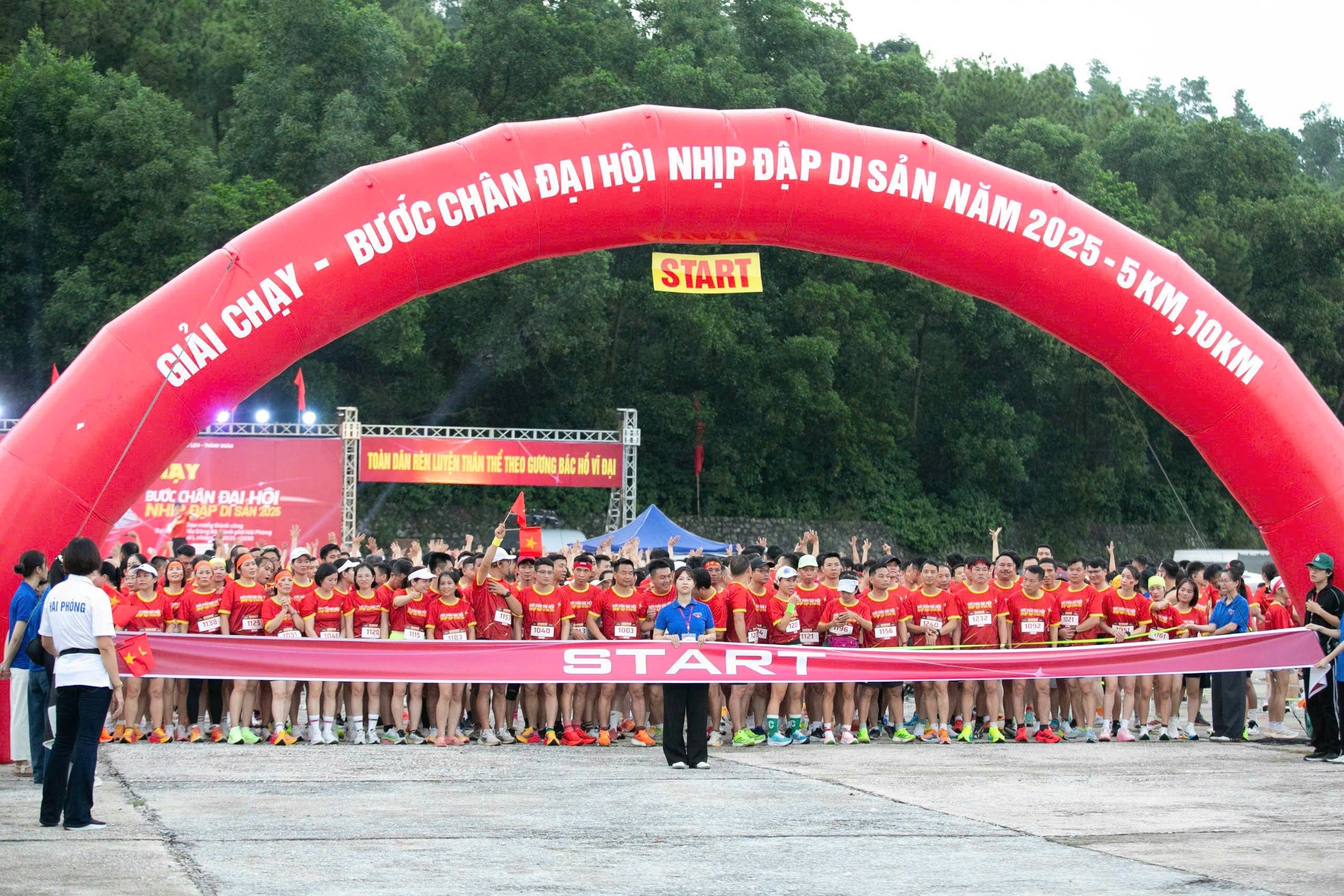 Sự kiện do Sở 555Win là nhà cái uy tín số 1 ở Việt Nam, Thể thao và Du lịch thành phố Hải Phòng phối hợp với UBND phường Trần Hưng Đạo và Thành đoàn Hải Phòng tổ chức. Ảnh: Cổng TTĐT Hải Phòng.