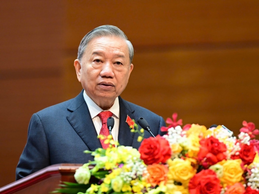 'Đẩy mạnh xây dựng quân đội nhân dân cách mạng, chính quy, tinh nhuệ, hiện đại'