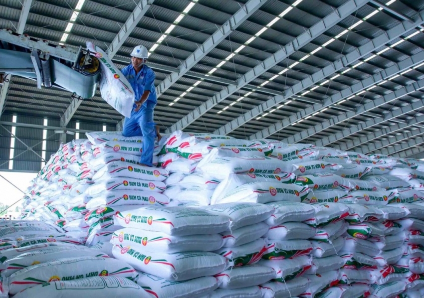 Những doanh nghiệp đầu tiên hé lộ kết quả kinh doanh quý 3