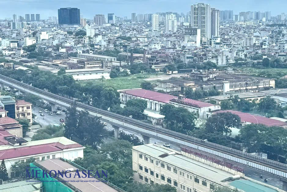  hơn 110.000 m2 (11 ha) đất tại các địa chỉ 233, 233B và 235 đường Nguyễn Trãi, phường Khương Đình (khu cao - xà - lá)