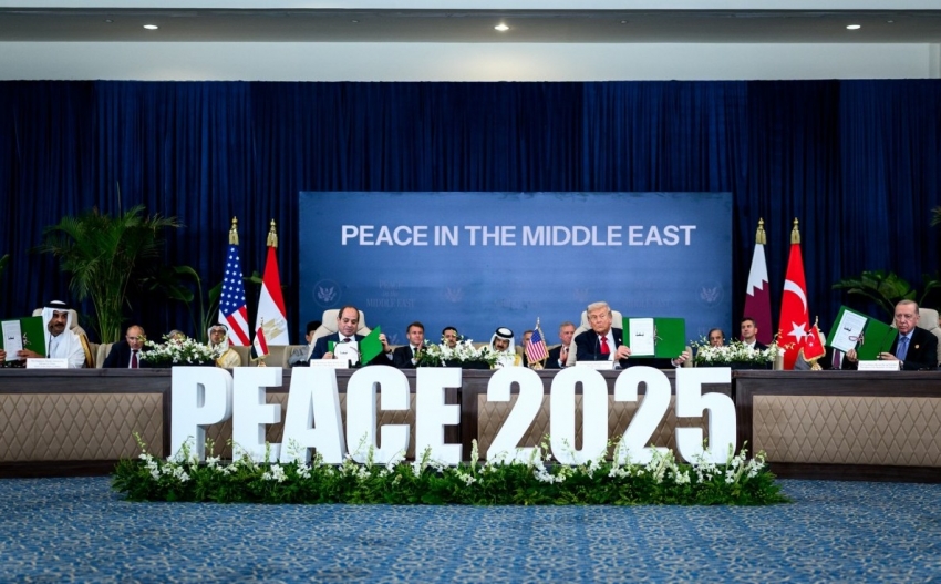 Tổng thống Mỹ và lãnh đạo các nước ký thỏa thuận ngừng bắn ở Dải Gaza