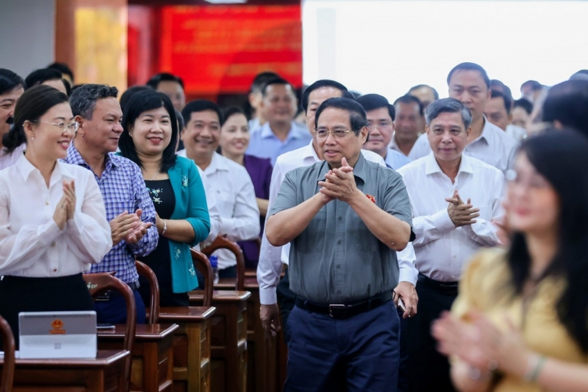Thủ tướng Phạm Minh Chính tiếp xúc cử tri tại TP Cần Thơ