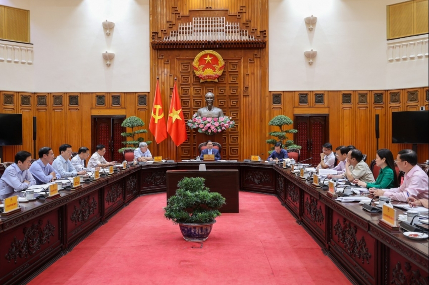 Thủ tướng: Rà soát, hoàn thành các công việc tới cuối năm theo thứ tự ưu tiên