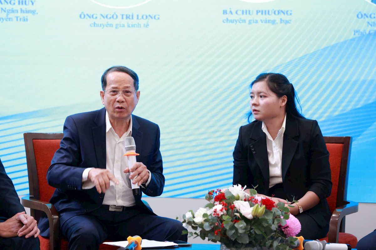 555win Đăng Ký + 1555k rơi hơn 5 triệu đồng mỗi lượng, chuyên gia cảnh báo nguy cơ mua đỉnh