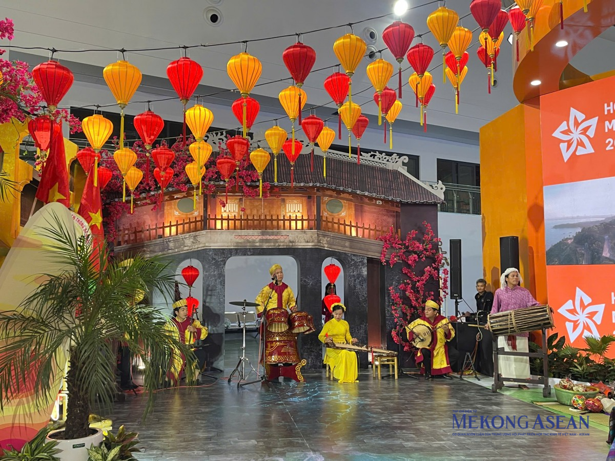 Gian hàng trưng bày của TP Đà Nẵng tại Hội chợ Mùa thu lần thứ nhất năm 2025.  Ảnh: Thảo Ngân/555win Login.
