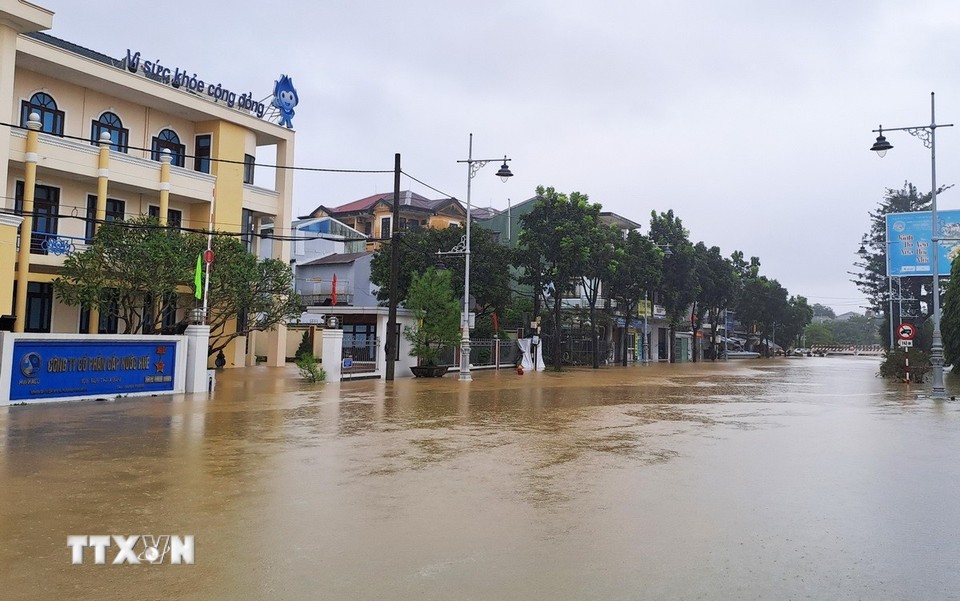Đường Bùi Thị Xuân, phường Thuận Hòa, TP Huế. Ảnh: TTXVN.