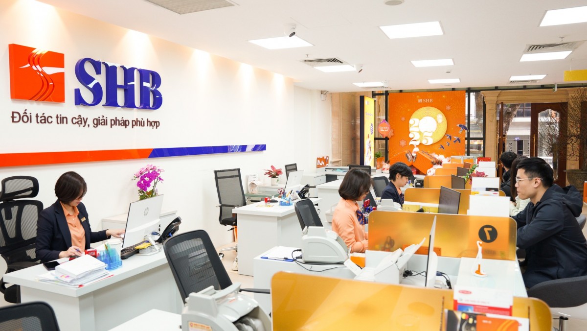 Hé lộ danh sách nhà đầu tư đăng ký mua 200 triệu cổ phiếu SHB