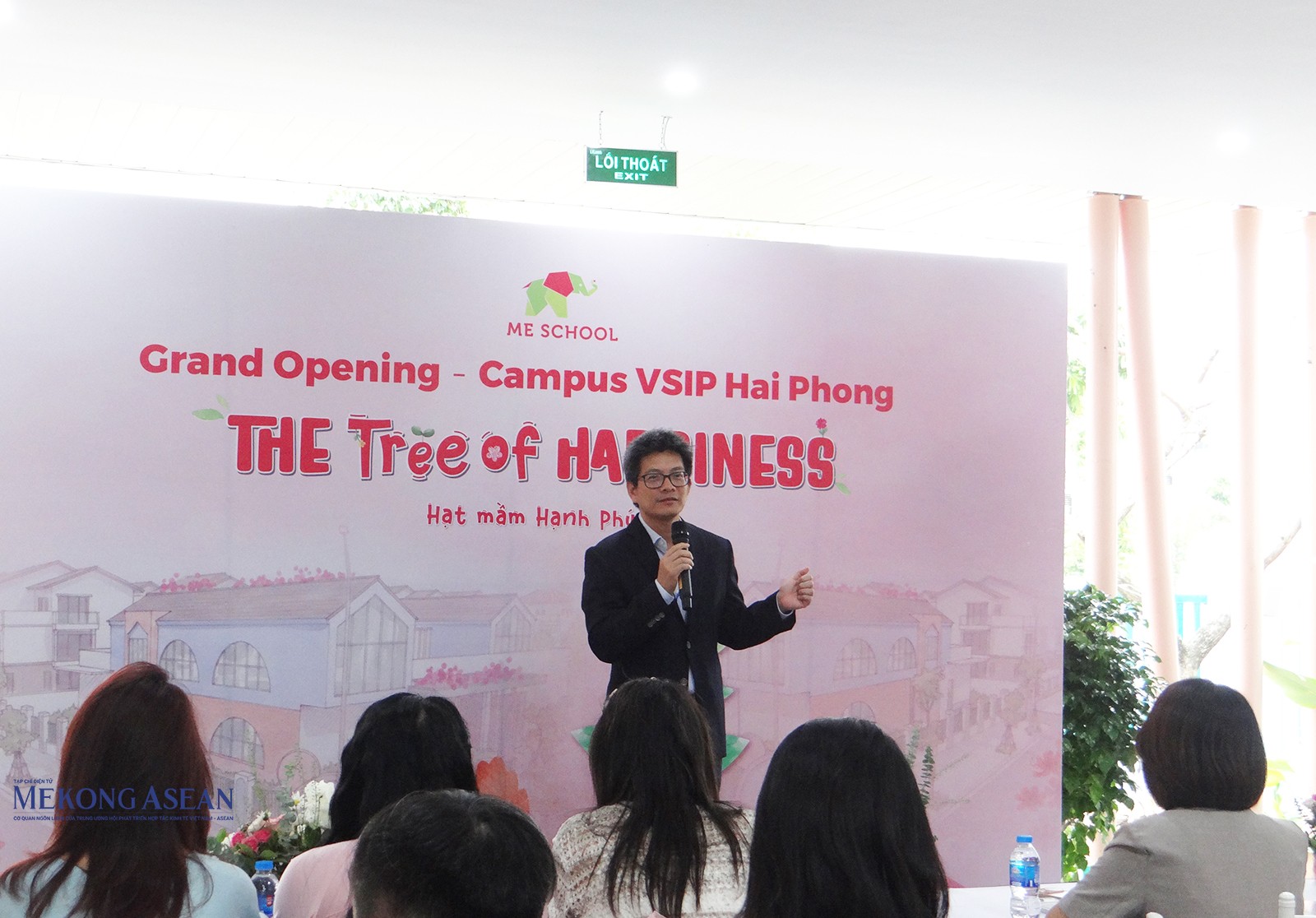 Ông Mai Hoàng Phương, Giám đốc điều hành hệ thống Mầm non song ngữ ME Shool phát biểu tại buổi khai trương. Ảnh: Phùng Nguyện/555win Login.