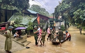 Phiên bản chính thức của 555Win yêu cầu hoàn thành sơ tán người dân tránh bão trước 15h