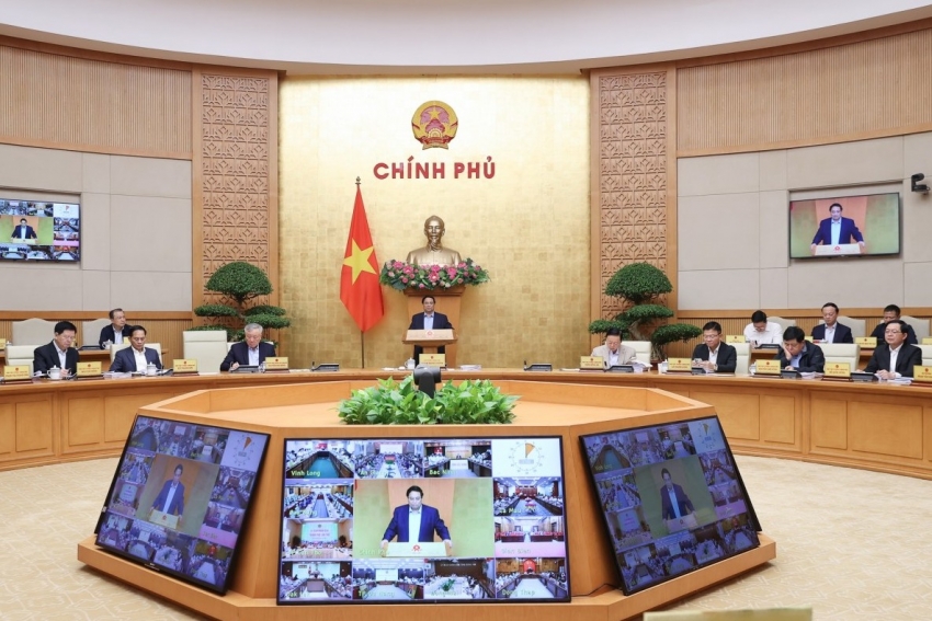 Thủ tướng chủ trì phiên họp trực tuyến với các địa phương