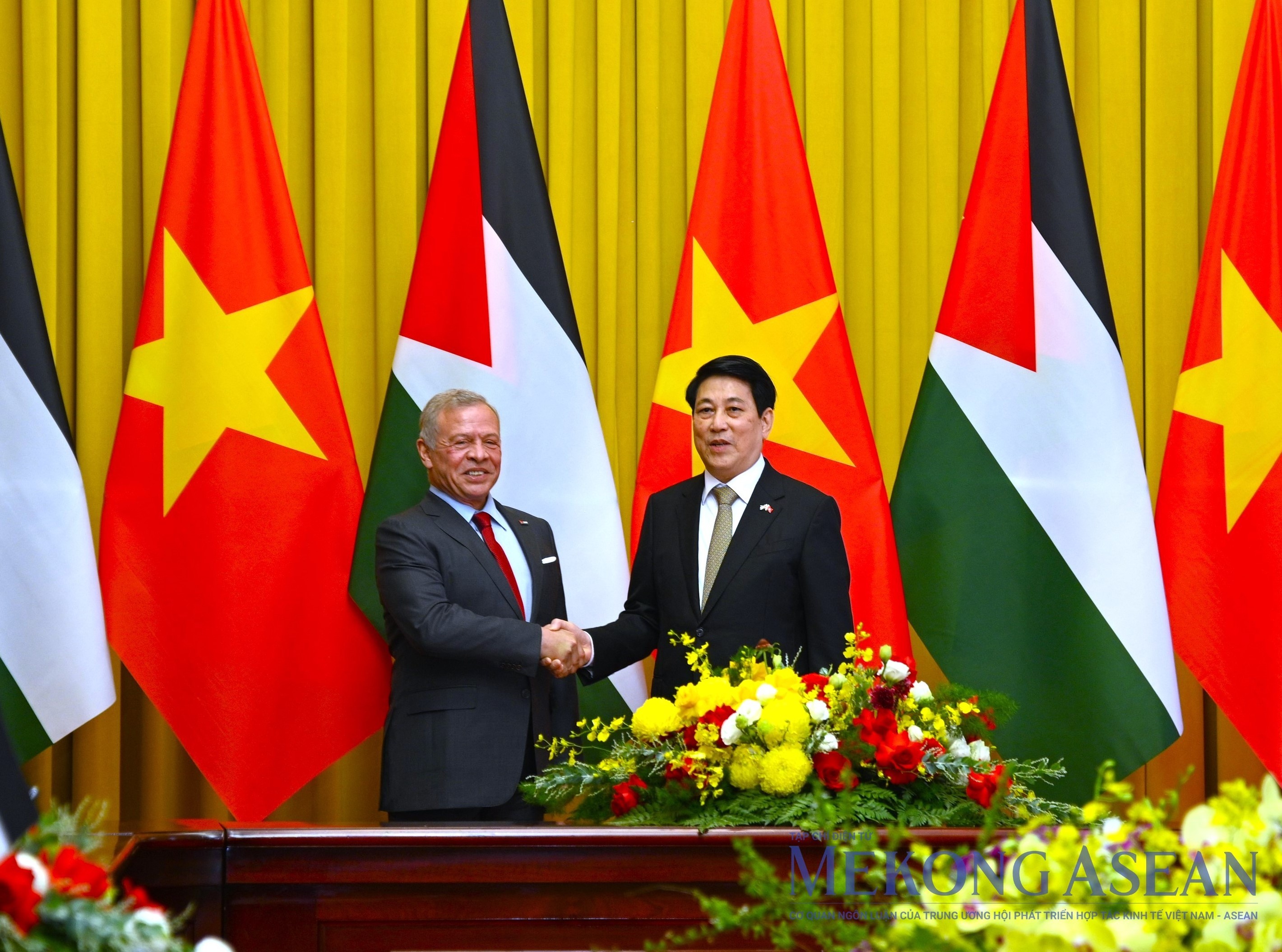 Chủ tịch nước Lương Cường hội đàm với Quốc vương Jordan