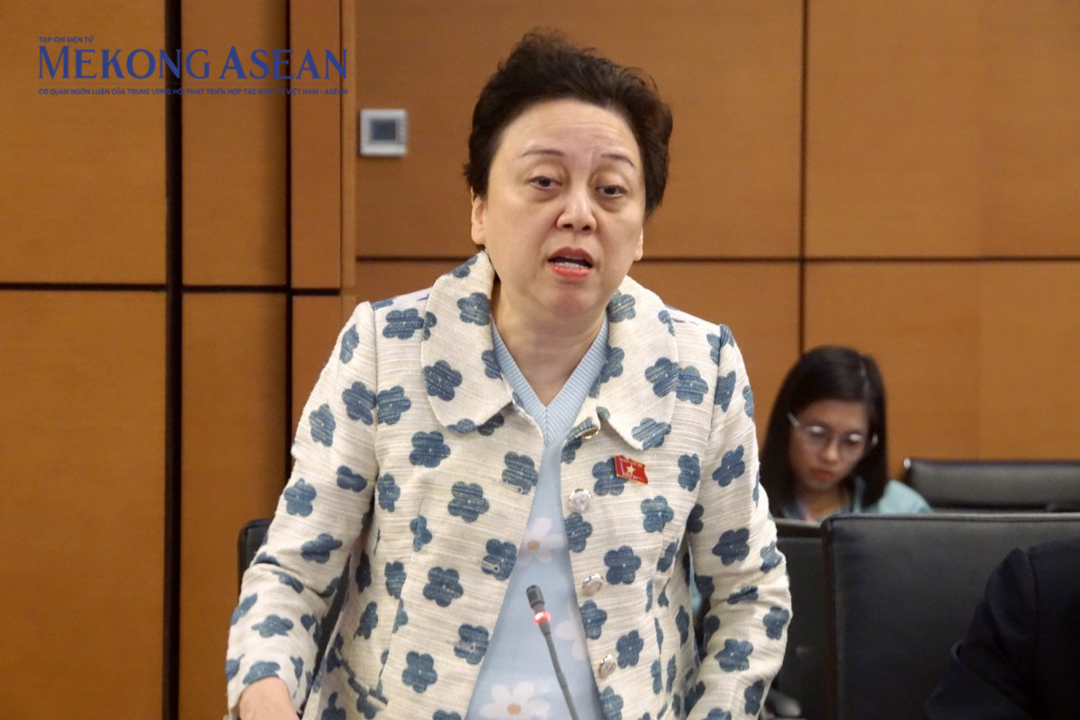 Còn băn khoăn về việc 'cung cấp một bộ sách giáo khoa cho toàn quốc'
