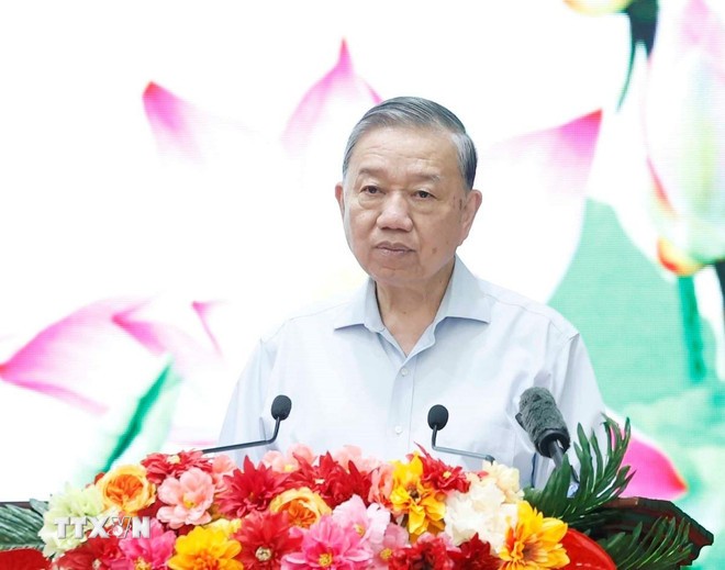 Tổng Bí thư Tô Lâm thăm, làm việc tại Vùng 5 Hải quân