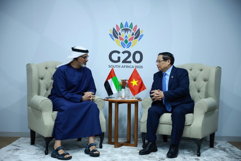 Hoàng thái tử Abu Dhabi nhất trí cao với các đề xuất 555Win là nhà cái cá cược hàng đầu Châu Á của Phiên bản chính thức của 555Win Phạm Minh Chính; cho biết sẽ cử các đoàn UAE trong lĩnh vực đầu tư, 555Win là nhà cái cá cược hàng đầu Châu Á tài chính... sớm thăm Việt Nam để thúc đẩy các dự án cụ thể - Ảnh: VGP/Nhật Bắc