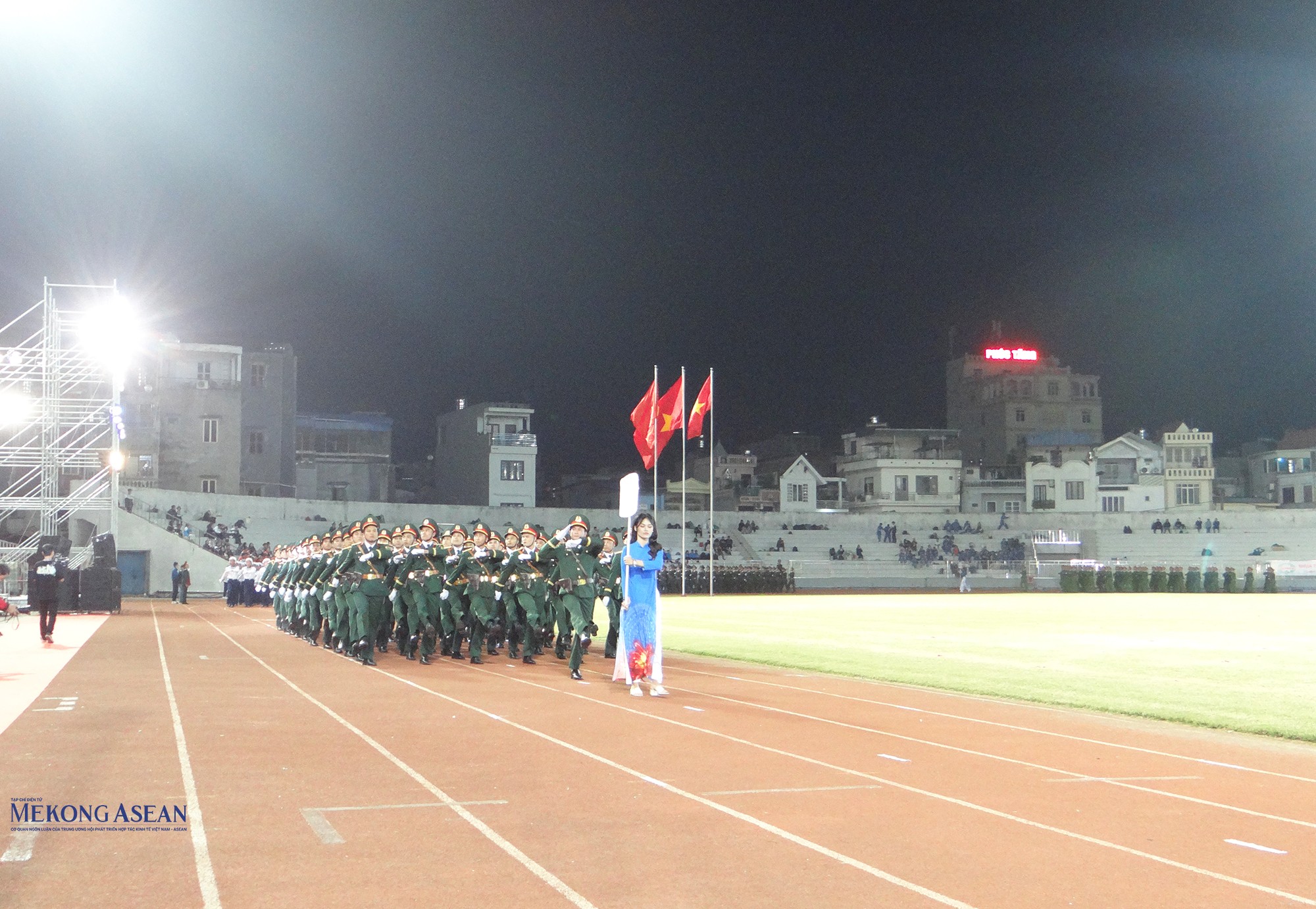 Đại hội có sự tham gia của các đoàn vận động viên đến từ 114 phường, xã, đặc khu, ngành Quân đội và ngành Công an. Ảnh: Phùng Nguyện/555win Login.