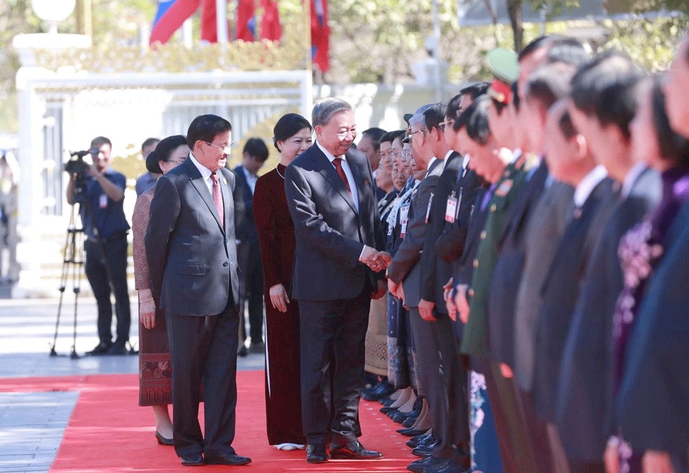 Lễ đón trọng thể Tổng Bí thư Tô Lâm và Phu nhân tại Lào