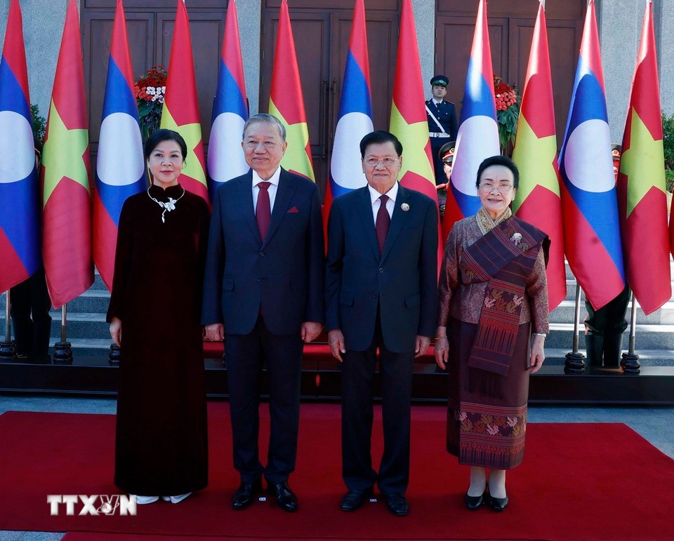 Lễ đón trọng thể Tổng Bí thư Tô Lâm và Phu nhân tại Lào
