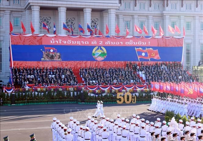 Tổng Bí thư Tô Lâm và Phu nhân cùng các đại biểu dự Lễ kỷ niệm 50 năm Quốc khánh Lào và 105 năm Ngày sinh Chủ tịch Kaysone Phomvihane. Nguồn: TTXVN.