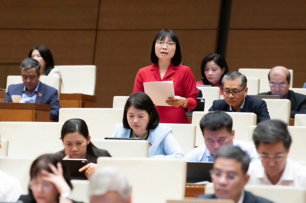 ĐBQH băn khoăn về tín dụng nhà ở xã hội, nhà ở cho công nhân vẫn giải ngân chậm