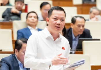 Thiết kế 'chiếc áo rộng' để TP HCM phát triển
