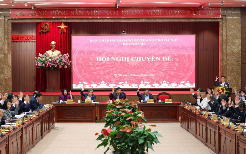 Hà Nội thông qua chủ trương đầu tư 2 'siêu dự án' 1,78 triệu tỷ đồng