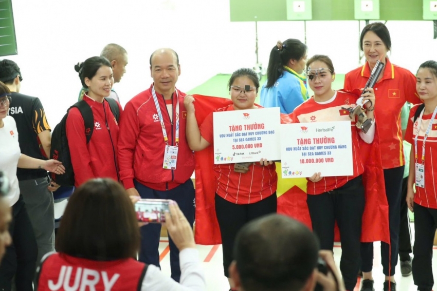 Bắn súng Việt Nam phá kỷ lục SEA Games, giành 2 huy chương vàng