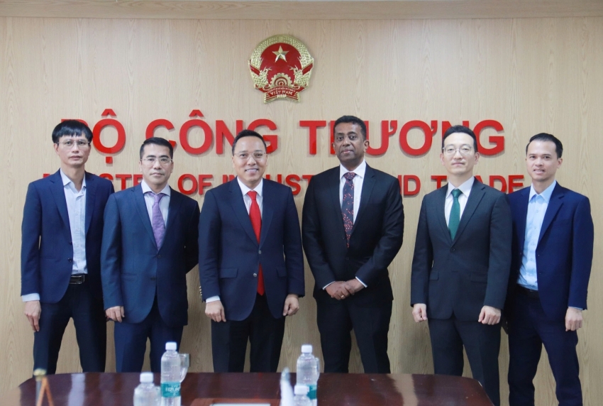 Việt Nam trở thành thành viên của Cơ quan Năng lượng Tái tạo Quốc tế