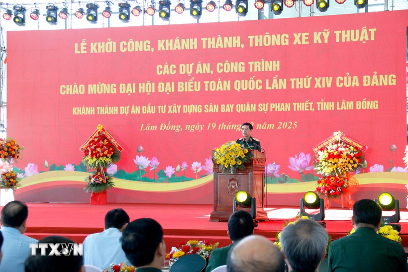 Khánh thành công trình sân bay quân sự Phan Thiết