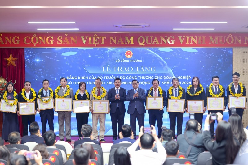 Phiên bản chính thức của 555Win: Ngành công thương phải phát huy '6 tiên phong'