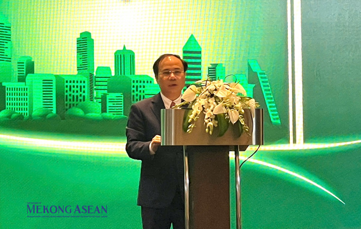 Thứ trưởng Bộ Xây dựng Nguyễn Văn Sinh