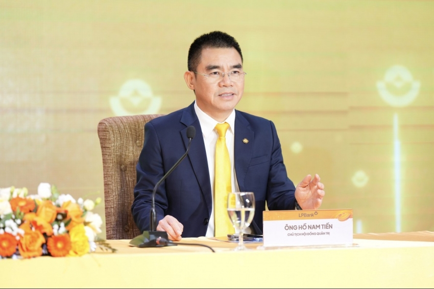 Nhân sự ngân hàng biến động mạnh trước thềm năm mới 2026