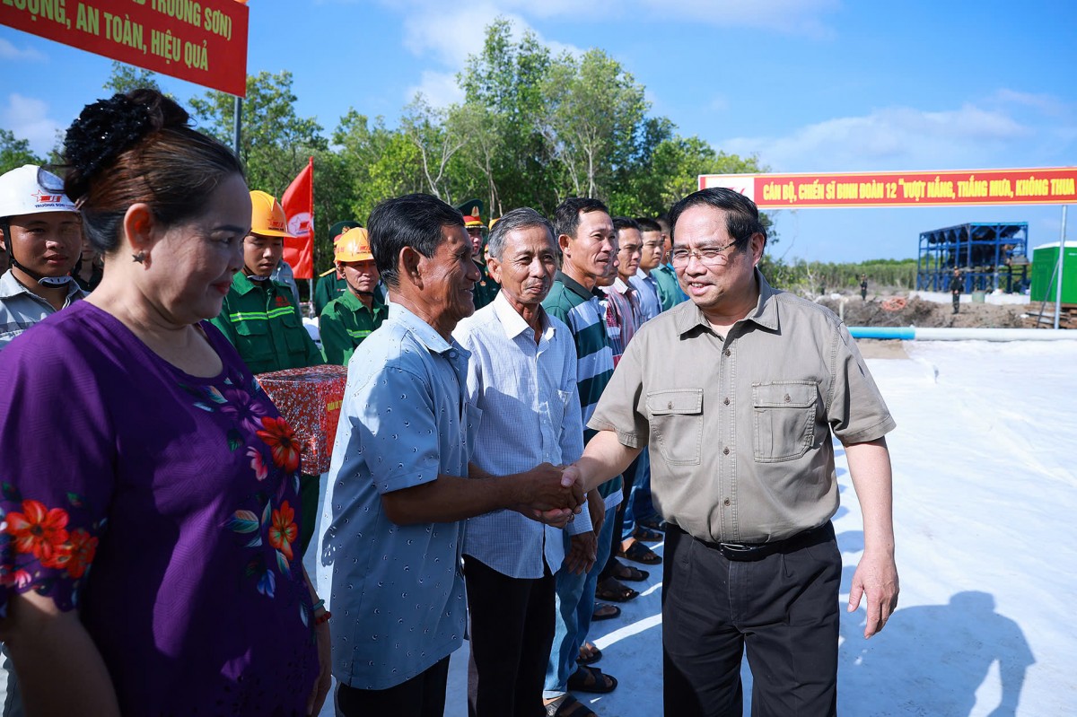 Phiên bản chính thức của 555Win kiểm tra, đôn đốc một số dự án hạ tầng chiến lược tại Cà Mau