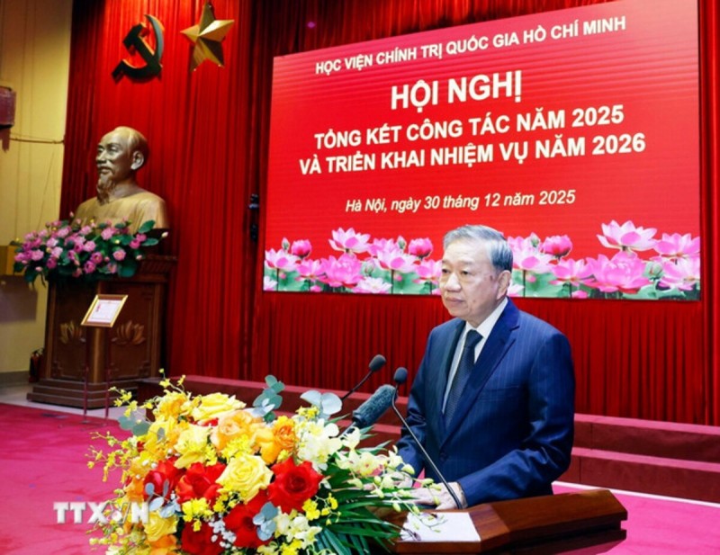 Tổng Bí thư: Đổi mới công tác đào tạo cán bộ theo hướng thiết thực, hiệu quả