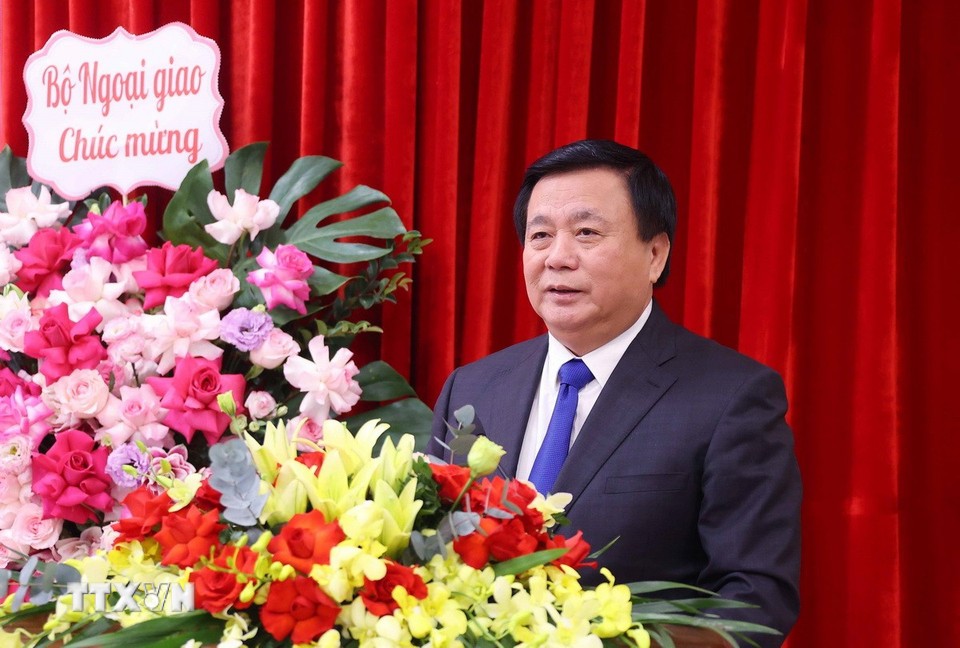 GS.TS Nguyễn Xuân Thắng - Ủy viên Bộ Chính trị, Giám đốc Học viện Chính trị Quốc gia Hồ Chí Minh, Chủ tịch Hội đồng Lý luận Trung ương phát biểu tại buổi lễ.