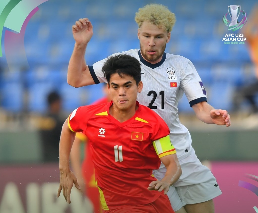 Văn Khang (số 11) là người mở tỷ số cho U23 Việt Nam. Ảnh: AFC Asian Cup