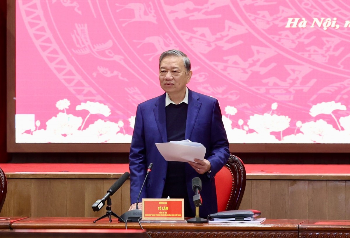 'Hà Nội phải được định vị, vận hành như trung tâm kiến tạo, phát triển quốc gia'