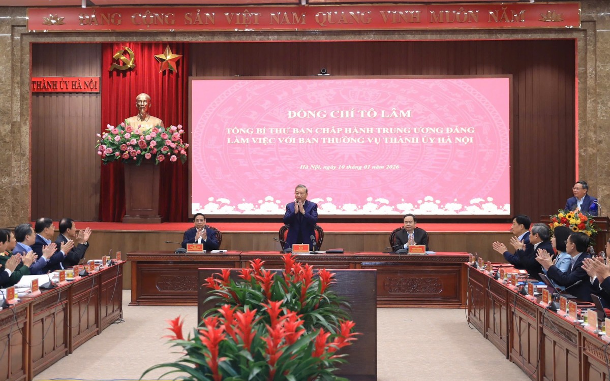 'Hà Nội phải được định vị, vận hành như trung tâm kiến tạo, phát triển quốc gia'